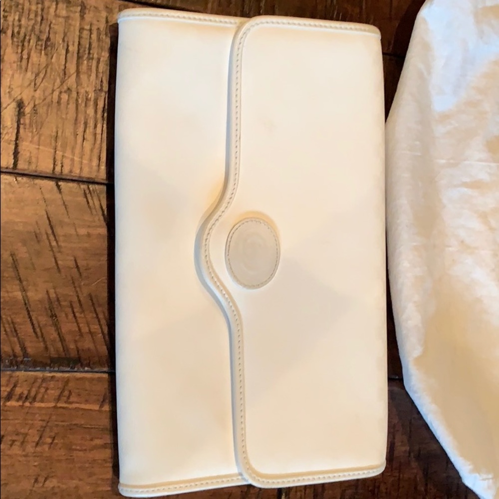 Vintage Gucci clutch with removable shoulder strap